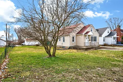 2822 W Hillcrest Avenue, Dayton, OH 45406 - Photo 2