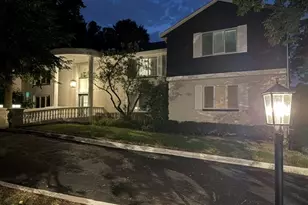 121 E Schantz Ave, Oakwood, OH 45409 - Photo 1