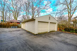 121 E Schantz Ave, Oakwood, OH 45409 - Photo 38