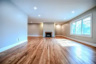 121 E Schantz Ave, Oakwood, OH 45409 - Photo 6