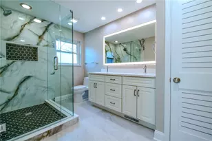 121 E Schantz Ave, Oakwood, OH 45409 - Photo 24