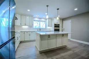 121 E Schantz Ave, Oakwood, OH 45409 - Photo 10