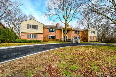 121 E Schantz #4, Oakwood, OH 45409 - Photo 2