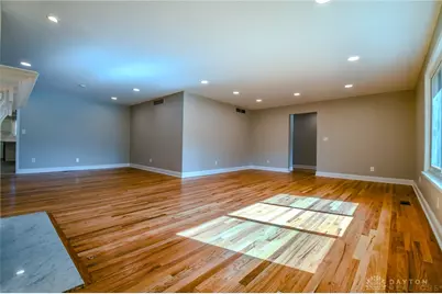 121 E Schantz #4, Oakwood, OH 45409 - Photo 12