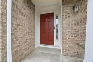 4264 Hunting Hawk Dr, Turtlecreek Twp, OH 45036 - Photo 4