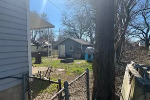 924 Kammer Ave, Dayton, OH 45417 - Photo 4