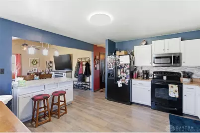 1031 Meadowrun Road, Englewood, OH 45322 - Photo 10