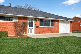 4515 Harbison St, West Carrollton, OH 45439 - Photo 4