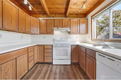 250 Park Meadows Drive, Yellow Springs Vlg, OH 45387 - Photo 20