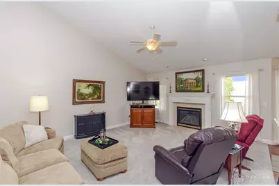 7335 Melinda Drive, Butler Twp, OH 45414 - Photo 16