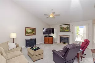 7335 Melinda Dr, Butler Twp, OH 45414 - Photo 16