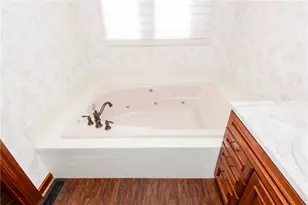 6485 Landsend Ct, Butler Twp, OH 45414 - Photo 24