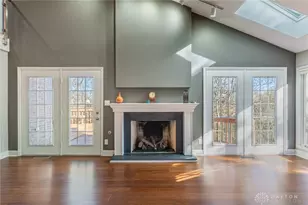 889 Lincoln Woods Ct, Kettering, OH 45429 - Photo 6