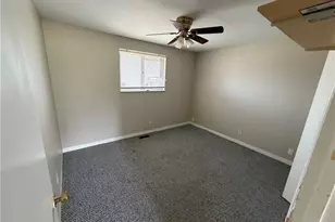 2633 Della Dr, Dayton, OH 45417 - Photo 4