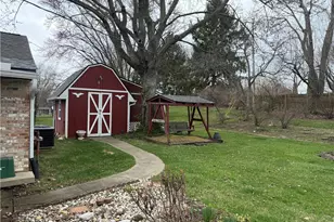 3041 Revlon Dr, Kettering, OH 45420 - Photo 32