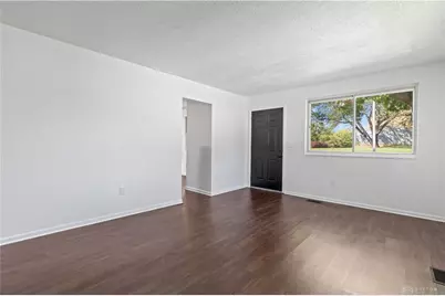 645 E Church Street, Xenia, OH 45385 - Photo 6