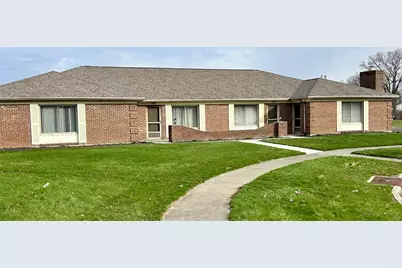 815-821 Sussex Place, Vandalia, OH 45377 - Photo 2