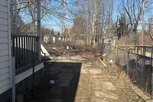 621 Kammer Ave, Dayton, OH 45417 - Photo 18