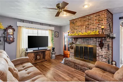 4463 Lewisburg Western Road, Lewisburg, OH 45338 - Photo 4