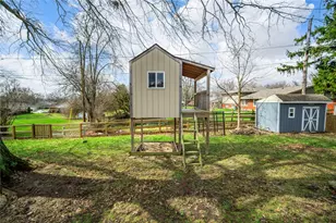 6111 Parkridge Dr, Centerville, OH 45459 - Photo 10