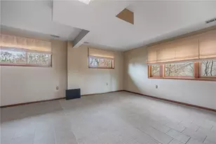 3239 Winterset Dr, Beavercreek, OH 45440 - Photo 8