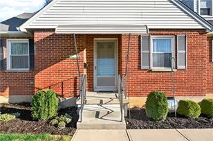 1237 Laurelwood Rd, Kettering, OH 45409 - Photo 4