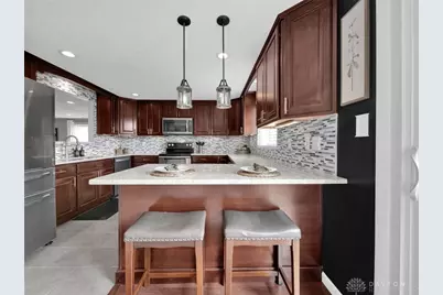 7120 Hardwicke Place, Butler Twp, OH 45414 - Photo 8