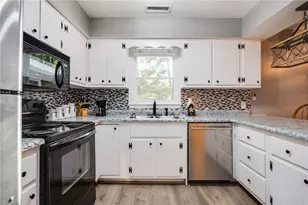 75 Country Manor Dr, Washington Court House, OH 43160 - Photo 18