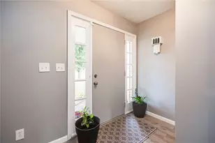 75 Country Manor Dr, Washington Court House, OH 43160 - Photo 2