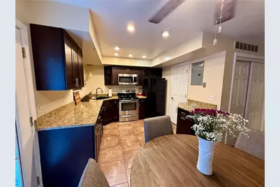 2215 Crew Circle, West Carrollton, OH 45439 - Photo 6