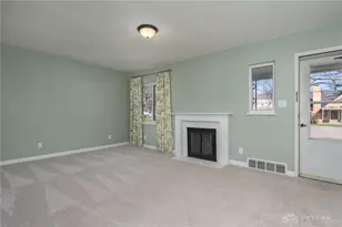 326 N Bromfield Rd, Kettering, OH 45429 - Photo 4