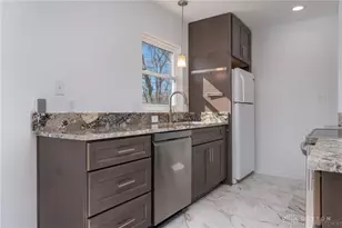 326 N Bromfield Rd, Kettering, OH 45429 - Photo 8