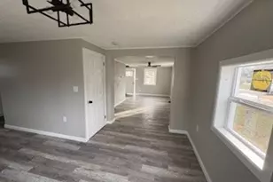 217 E Home Ave, West Carrollton, OH 45449 - Photo 4