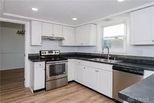 4020 Caprice Rd, Englewood, OH 45322 - Photo 12