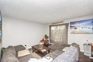 8749 Shadycreek Dr, Dayton, OH 45458 - Photo 4