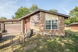 8749 Shadycreek Dr, Dayton, OH 45458 - Photo 2