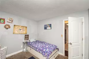 8749 Shadycreek Dr, Dayton, OH 45458 - Photo 10