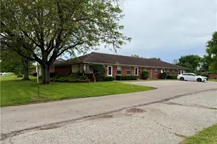 5253 Lamme Rd, Moraine, OH 45439 - Photo 10