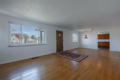 5008 Dinsmore Road, West Carrollton, OH 45449 - Photo 4