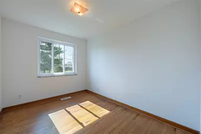 5008 Dinsmore Road, West Carrollton, OH 45449 - Photo 10