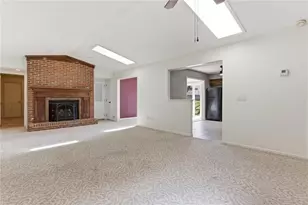 792 Pine Needles Dr, Centerville, OH 45458 - Photo 8