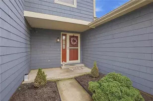 835 Cobblestone Dr, Troy, OH 45373 - Photo 4