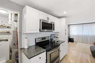 6241 Cruxten Dr, Huber Heights, OH 45424 - Photo 10