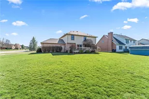 807 Claymore Ct, Tipp City, OH 45371 - Photo 52