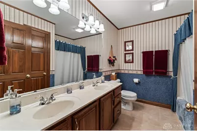 807 Claymore Court, Tipp City, OH 45371 - Photo 36