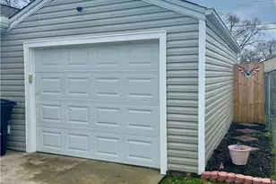 284 N American Blvd, Vandalia, OH 45377 - Photo 6