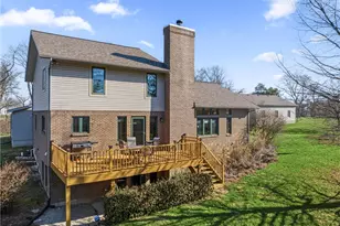 402 Wilson Park Dr, Miamisburg, OH 45342 - Photo 2