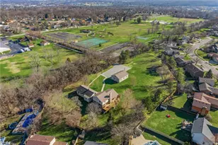 402 Wilson Park Dr, Miamisburg, OH 45342 - Photo 1