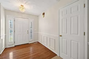 1525 Farrington Dr, Kettering, OH 45420 - Photo 6