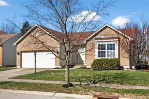 1525 Farrington Dr, Kettering, OH 45420 - Photo 2